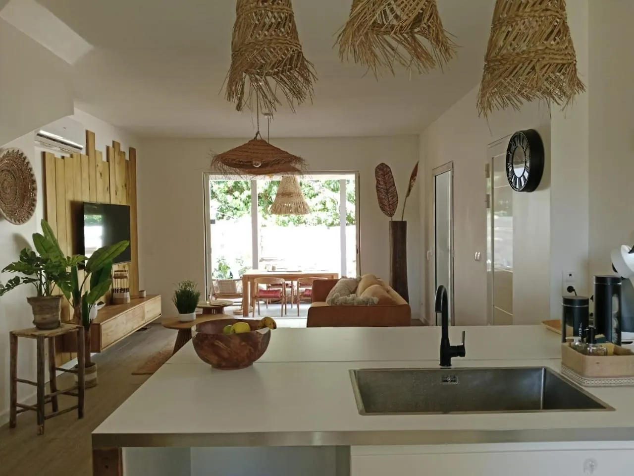 Villa Lola- Au Coeur De La Bo - 100M De La Plage, Cuve 800L Orient Bay