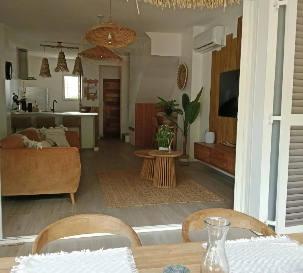 Villa Lola- Au Coeur De La Bo - 100M De La Plage, Cuve 800L Orient Bay